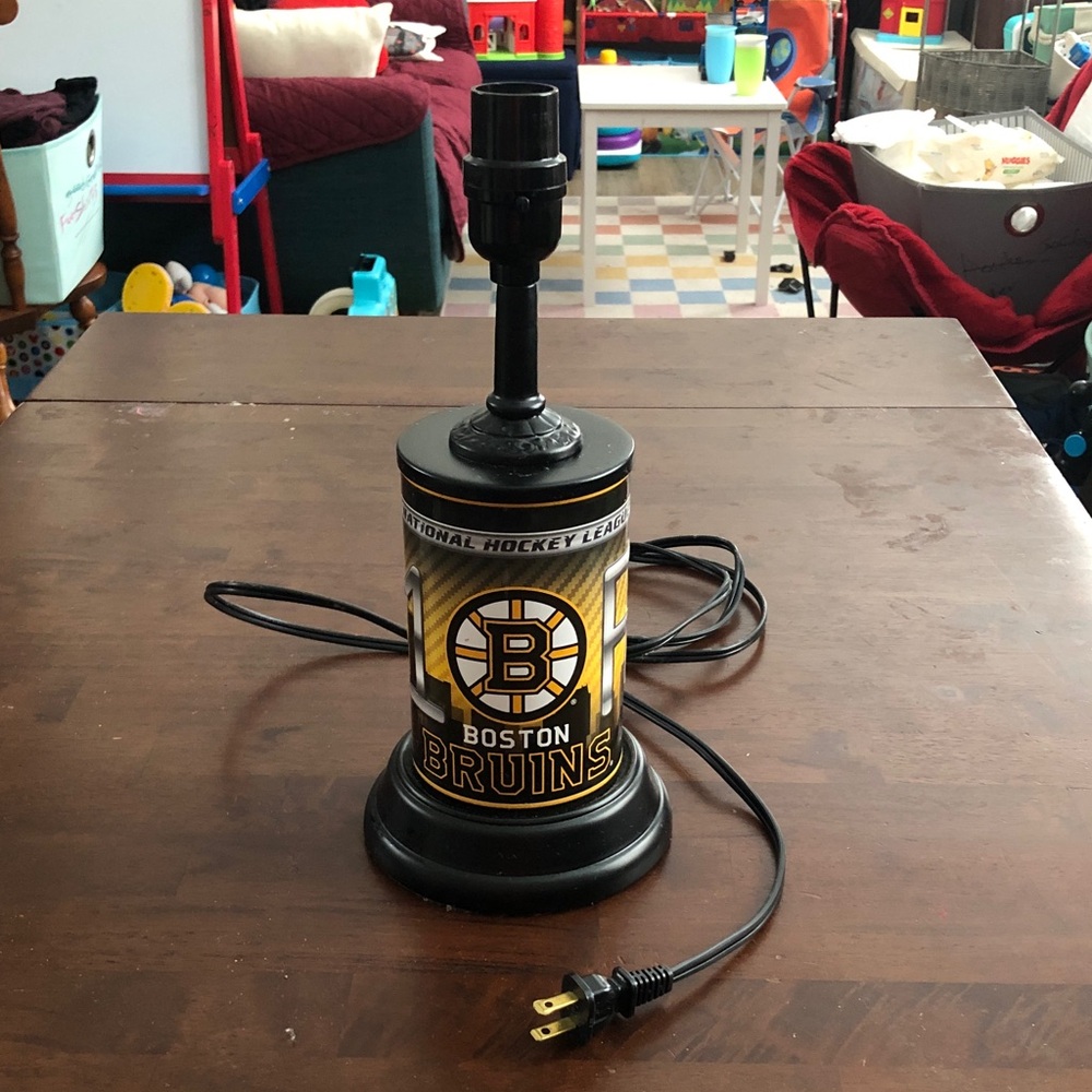 NHL Boston Bruins #1 Fan Lamp Base